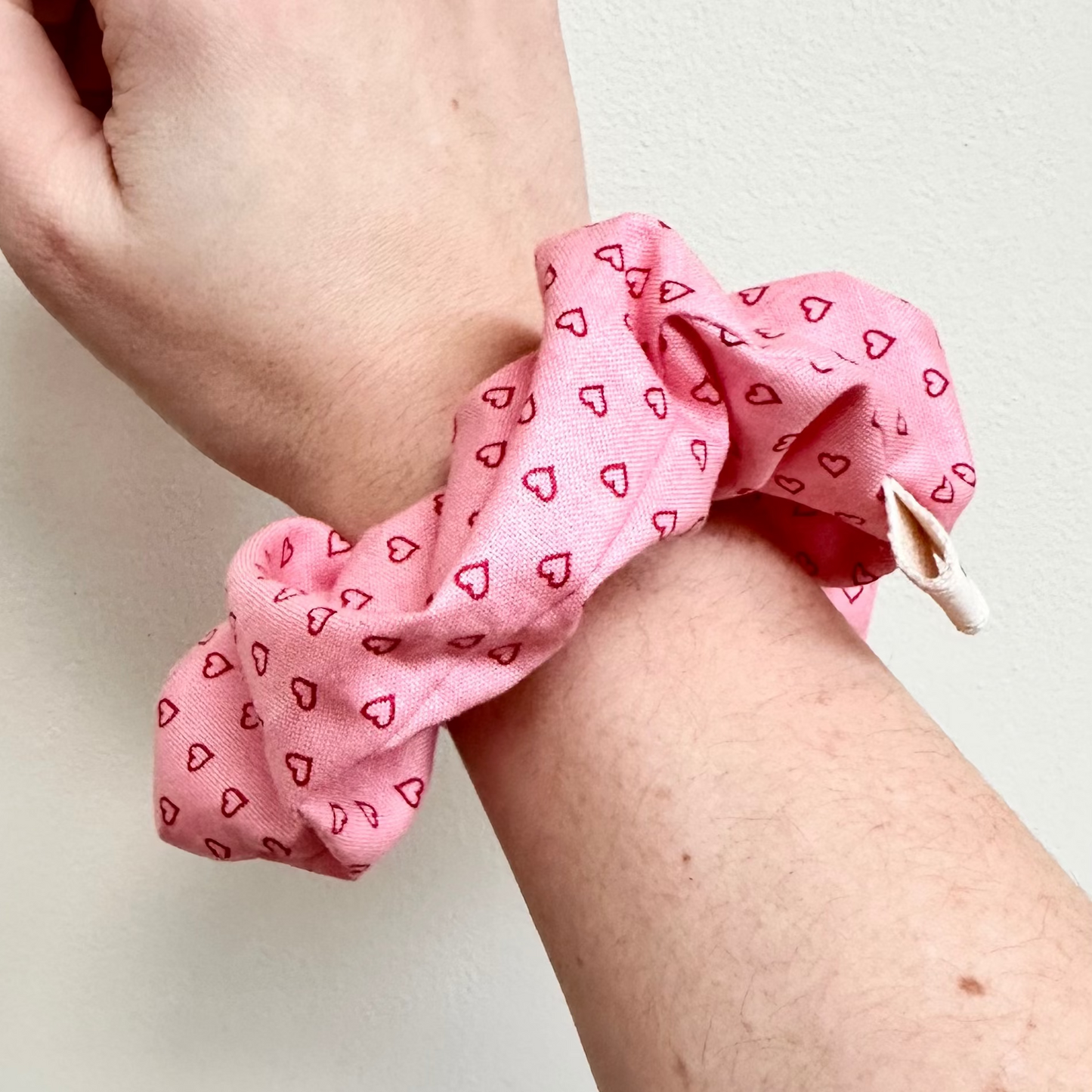 Scrunchie - Pink Hearts