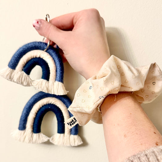 Scrunchie & Rainbow Set - Blue Love Hearts