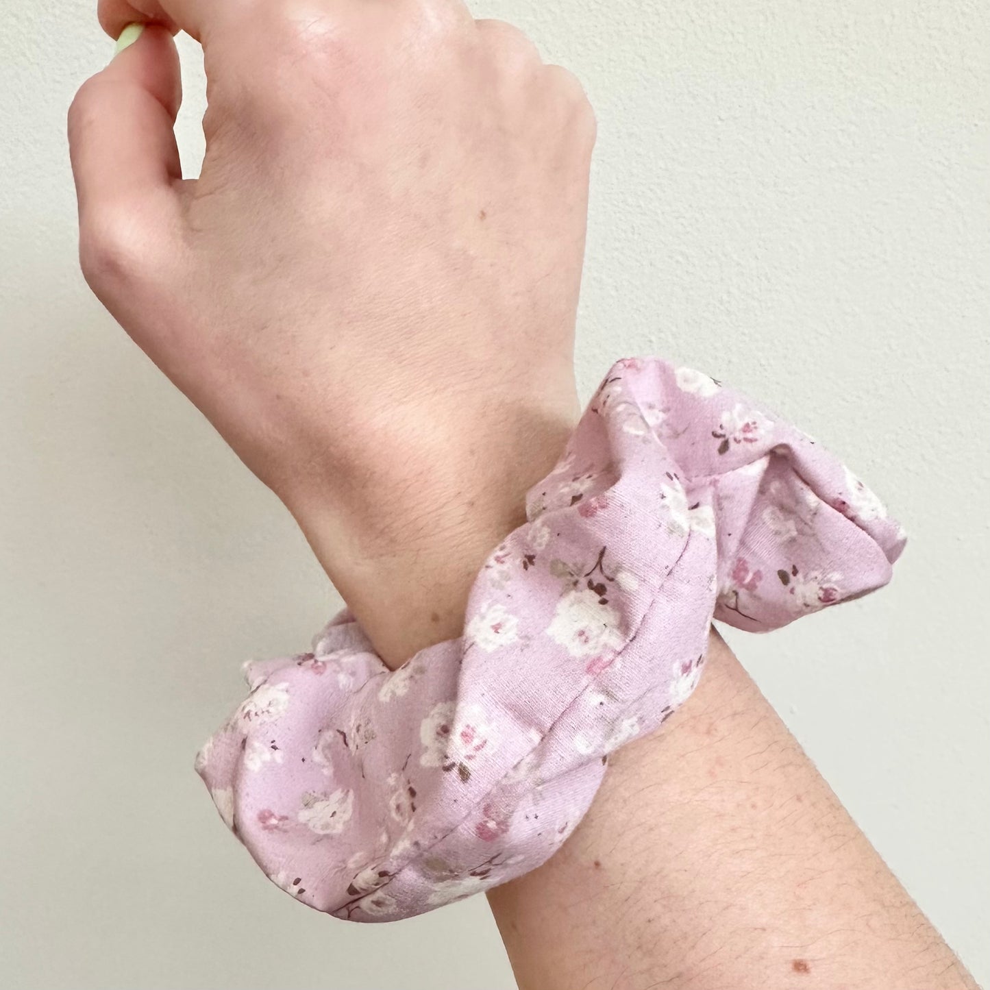 Scrunchie - Lilac Floral